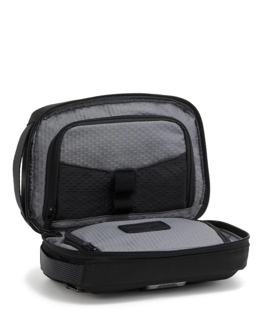 Tumi Response Travel Kit 2 Tumi Response Travel Kit - Image 2