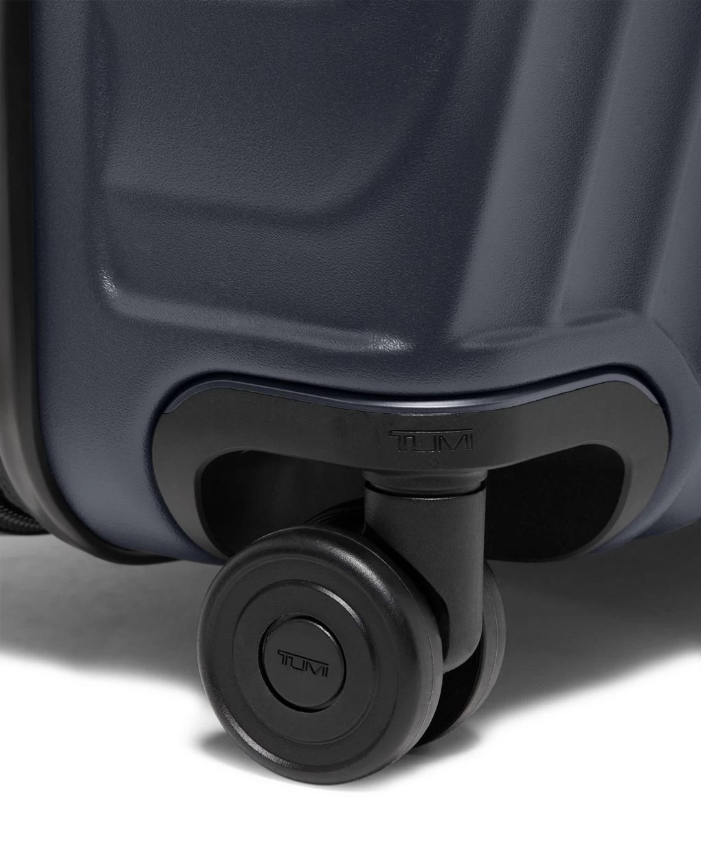 Tumi Extended Trip Expandable 4 Wheeled Packing Case 7 Tumi Extended Trip Expandable 4 Wheeled Packing Case - Image 7